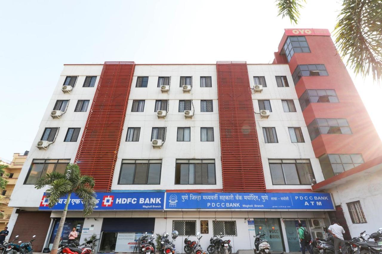 Oyo 10679 Hotel Nanashree Executive Wagholi Bagian luar foto