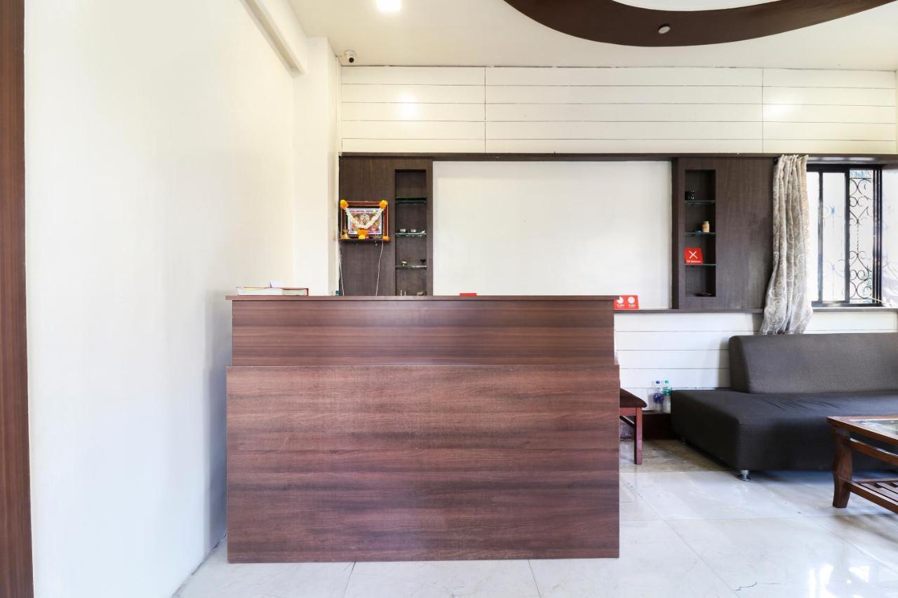 Oyo 10679 Hotel Nanashree Executive Wagholi Bagian luar foto